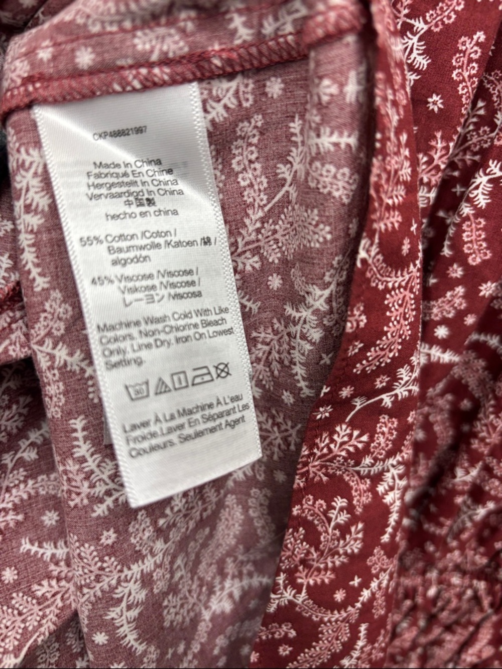 New MADEWELL | 6 Boho Floral Smocked Waist Dress in Burgundy - Picture 6 of 6